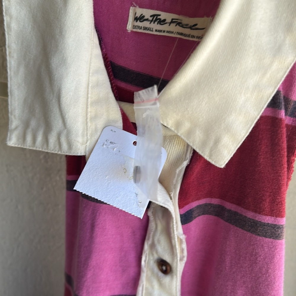NWT We The Free Walking On Sunshine Racer Back Tee in Plumb Combo - Picture 12 of 12